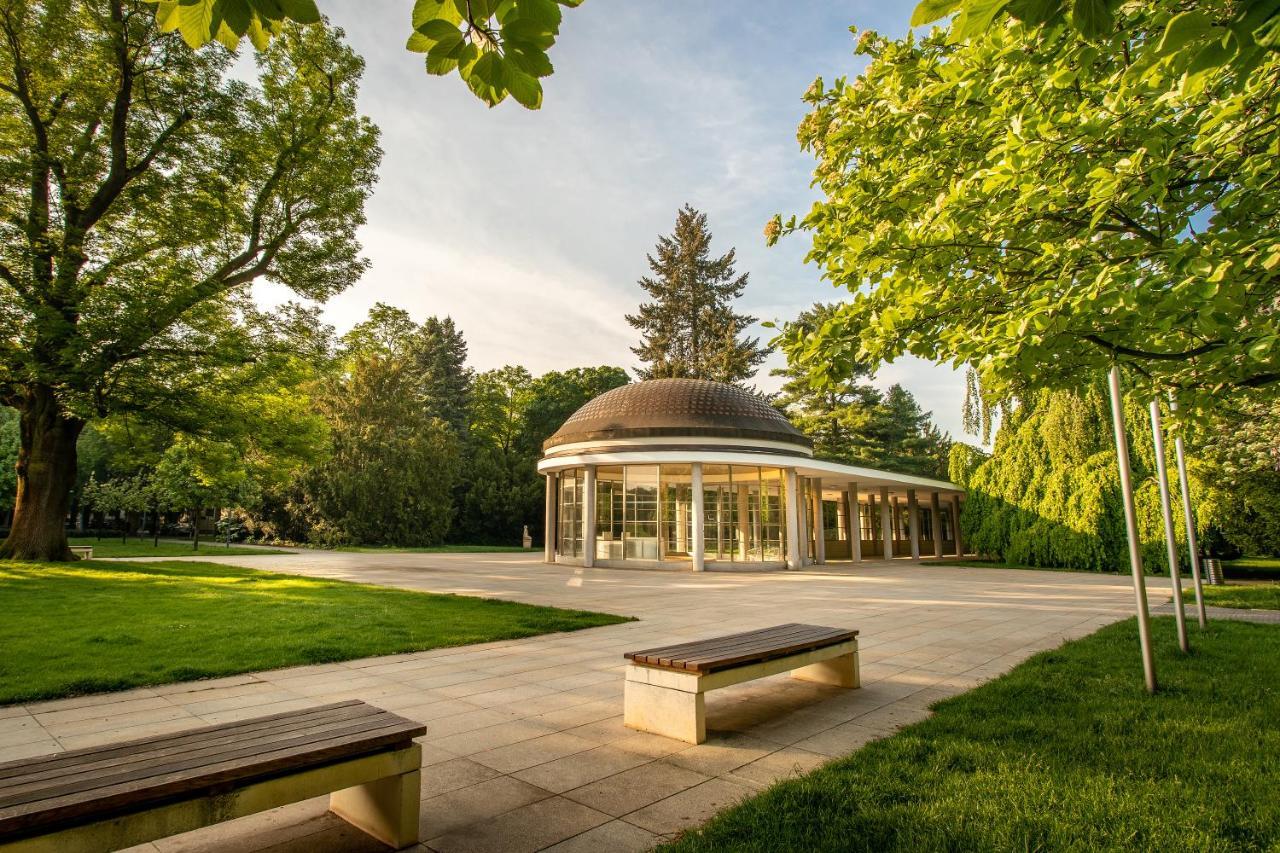 Hotel Zamecek Podiebrady Zewnętrze zdjęcie