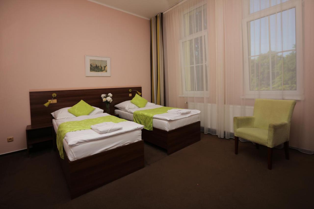 Hotel Zamecek Podiebrady Zewnętrze zdjęcie