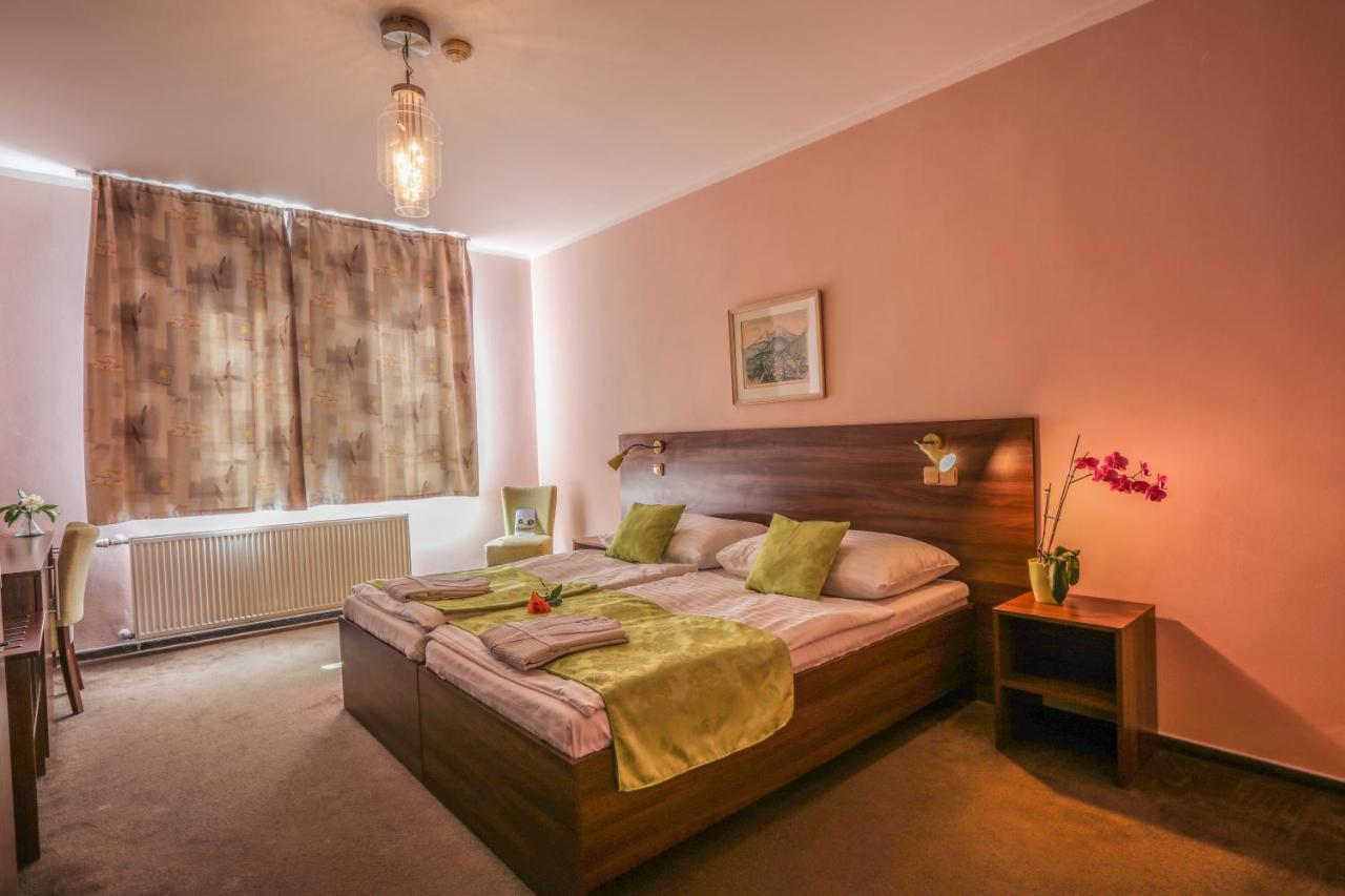 Hotel Zamecek Podiebrady Zewnętrze zdjęcie