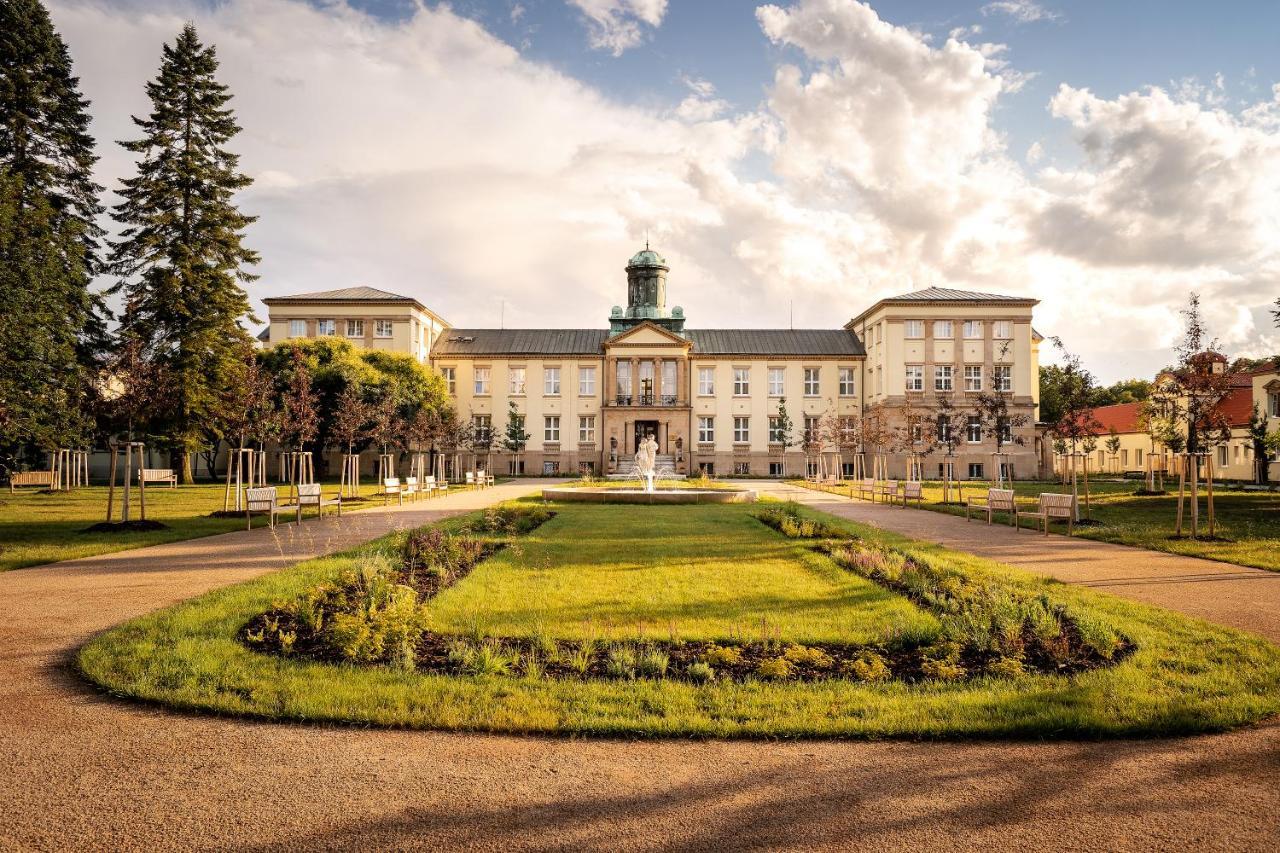 Hotel Zamecek Podiebrady Zewnętrze zdjęcie
