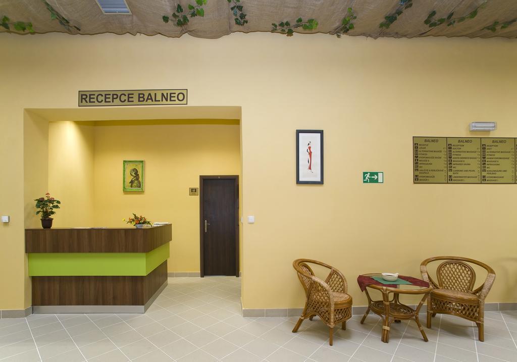 Hotel Zamecek Podiebrady Zewnętrze zdjęcie